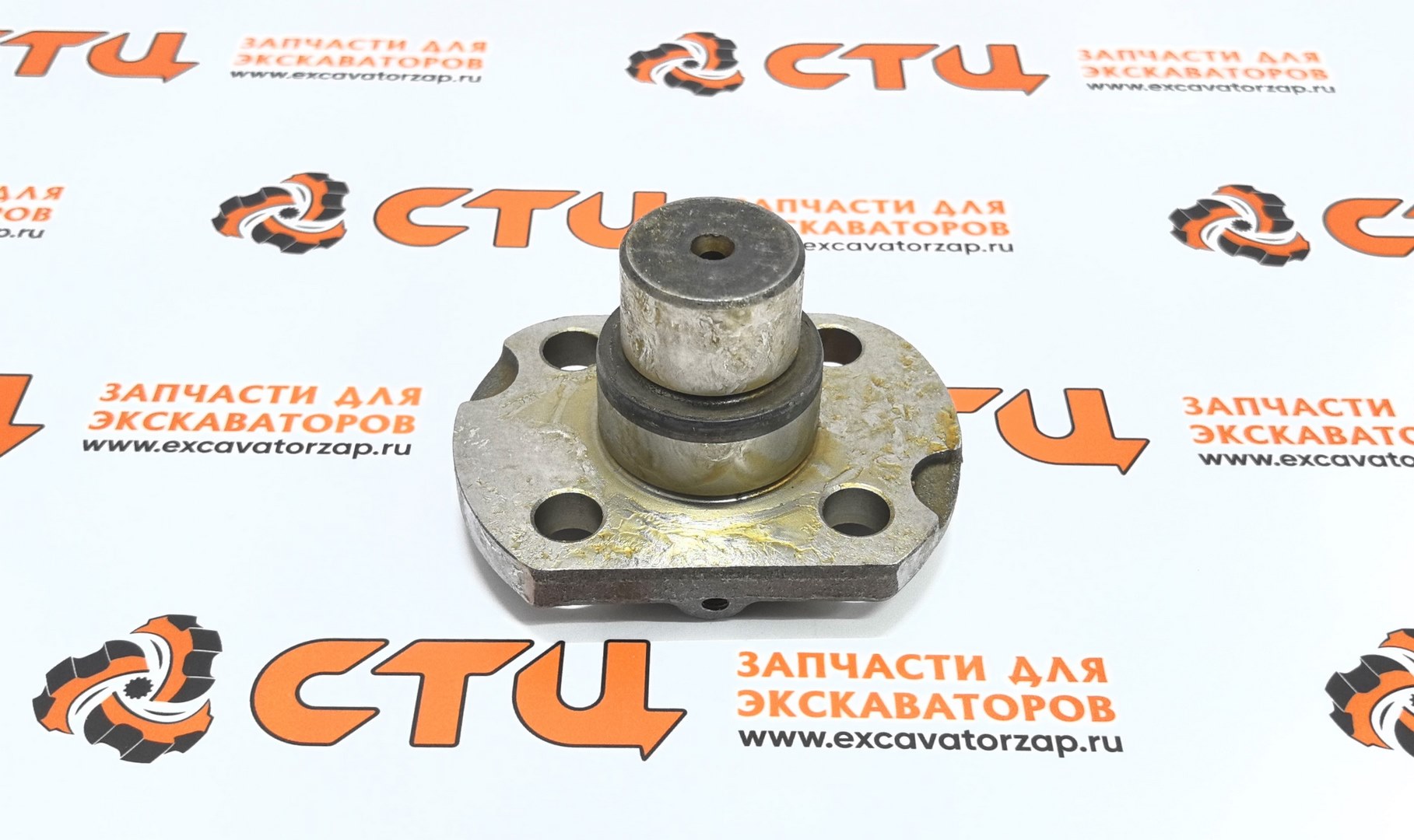Шкворень 128904 переднего моста экскаватора погрузчика Volvo BL61
