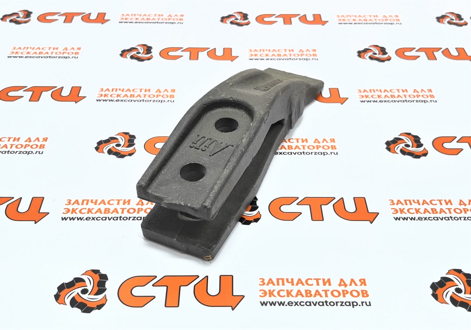 Центральный зуб TEREX 1462201m3