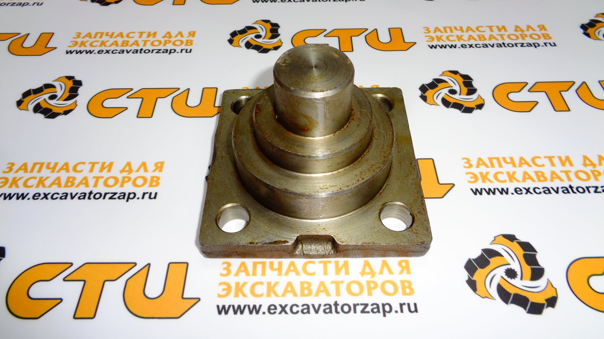 Шкворень верхний 4475.305.212, 4475305212, 4475-305-212 переднего моста экскаватора Hyundai